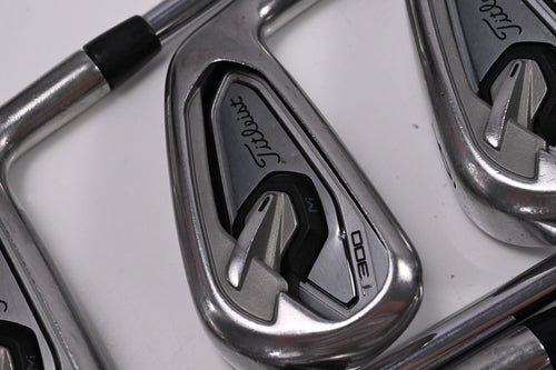 Titleist T300 2019 Irons / 4-PW+48° / Regular Flex AMT Red R300 Shafts