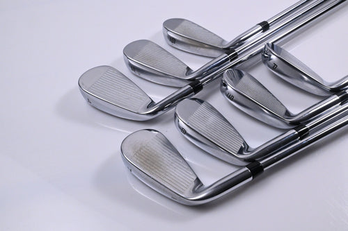 Callaway Elyte X Irons / 4-PW / Regular Flex Project X Vector 80 Shafts