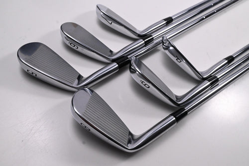 Mizuno Pro 221 Irons / 5-PW / Stiff Flex True Temper Dynamic Gold S300 Shafts