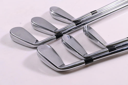 Mizuno Pro M-15 Irons / 5-PW / Regular Flex Dynamic Gold 105 R300 Shafts