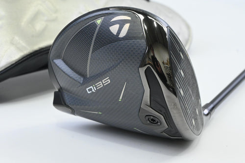 Taylormade Qi35 Driver / 10.5 Degree / Regular Flex Fujikura Ventus Blue 5 Shaft