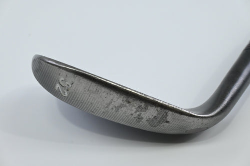Taylormade Milled Grind Gap Wedge / 52 Degree / X-Flex Dynamic Gold X100 Shaft