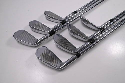 Mizuno MX-23 Irons / 4-PW / Regular Flex Dynamic Gold Lite R300 Shafts