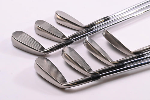 Mizuno JPX EZ 2016 Irons / 5-PW+SW / Regular Flex Dynamic Gold R300 Shafts