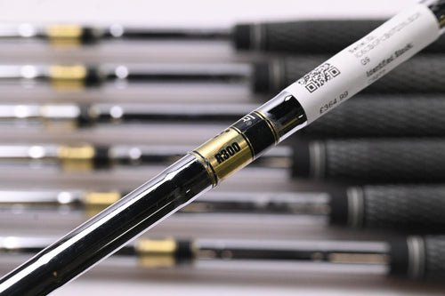 Mizuno JPX EZ 2016 Irons / 5-PW+SW / Regular Flex Dynamic Gold R300 Shafts