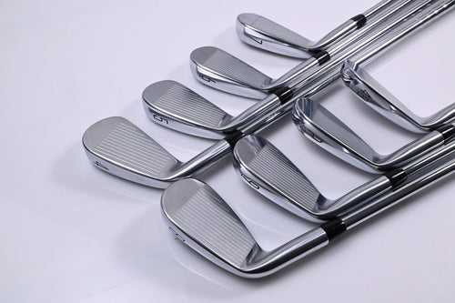 Titleist T200 2023 Irons / 4-PW+GW / Stiff Flex True Temper AMT Black S300