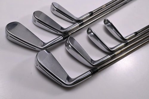 TaylorMade P790 2017 Irons / 4-PW / Regular Flex UST Recoil 95 Shafts