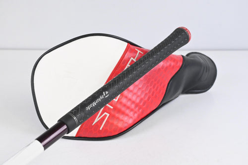 Taylormade Stealth 2 HD Driver / 10.5 Degree / Regular Flex Speeder Red NX 50