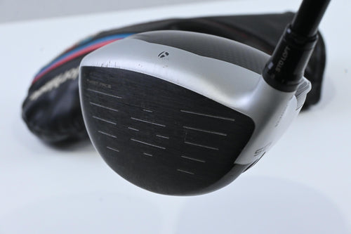 TaylorMade M4 Driver / 10.5 Degree / Regular Flex Fujikura Atmos Red 5 Shaft