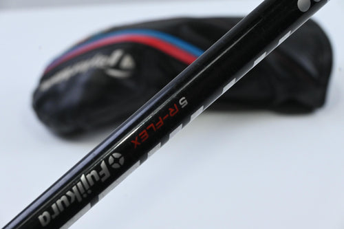 TaylorMade M4 Driver / 10.5 Degree / Regular Flex Fujikura Atmos Red 5 Shaft