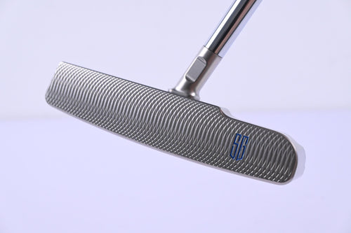 Sink Golf Anchor Line Putter / 35 Inch
