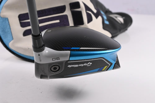 Taylormade SIM2 Max D Driver / 9 Degree / Stiff Flex Fujikura Pro XLR8 56 Shaft