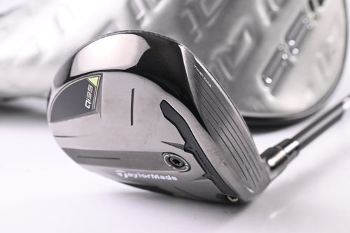 Taylormade Qi35 #3 Wood / 16.5 Degree / Regular Flex Ventus Blue 5 Shaft