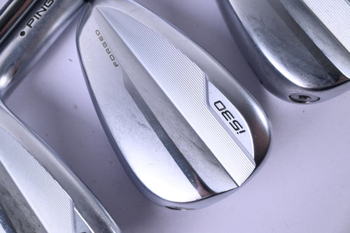 Ping i530 Irons / 5-PW+GW / Black Dot / Regular Flex Dynamic Gold Mid 100 Shafts