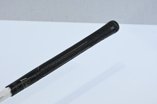 Wilson D100 Pitching Wedge / 43 Degree / Senior Flex Matrix Studio 6.1
