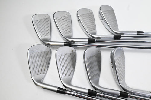 Ping G400 Irons / 4-PW+SW / White Dot / Regular Flex Ping AWT 2.0 Shafts