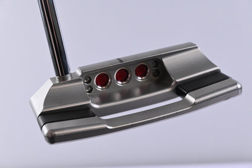 Scotty Cameron 2025 Studio Style Squareback Putter / 34 Inch