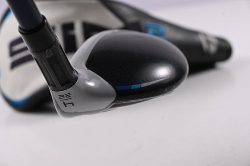 TaylorMade SIM2 Max #4 Hybrid / 22 Degree / Regular Flex Ventus Blue 6 Shaft