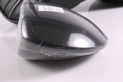 Left Hand Wilson DYNAPWR Carbon 2025 Driver / 10.5 Degree / Stiff Flex Ventus TR