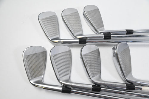 Ping i530 Irons / 4-PW / Blue Dot / Stiff Flex Dynamic Gold Mid 100 S300 Shafts