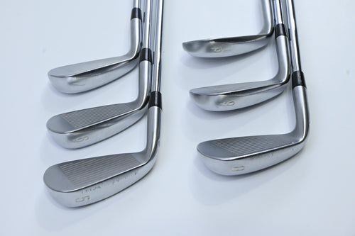 Mizuno JPX 900 Hot Metal Irons / 5-PW / Regular Flex NS Pro Modus3 Tour 105