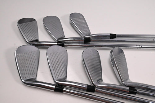 Titleist MB 710 Irons / 3-9i / X-Flex Dynamic Gold X100 Shafts