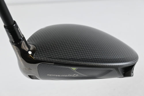 TaylorMade Qi35 Driver / 10.5 Degree / Regular Flex Fujikura Ventus Blue 5