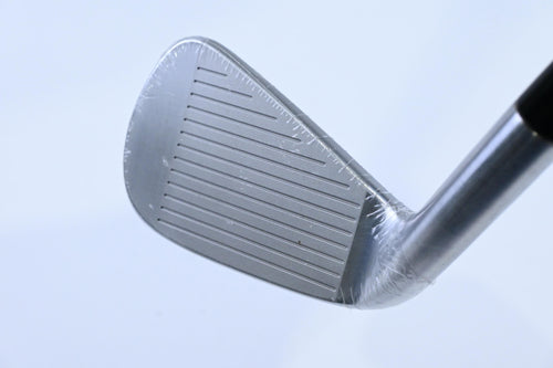 Taylormade P.7CB #4 Iron / 23 Degree / Stiff Flex Dynamic Gold MID 115 S300