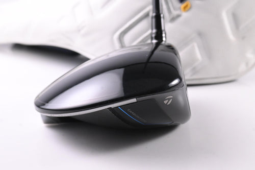 Taylormade Qi10 Max Driver / 9 Degree / Regular Flex Fujikura Ventus TR Blue 5