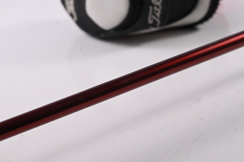 Titleist 910H #3 Hybrid / 19 Degree / Regular Flex Diamana Ilima 70 Shaft