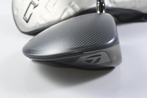 Taylormade Qi35 Max Driver / 10.5 Degree / Regular Flex Fujikura Air Speeder 50