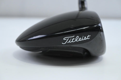 Titleist 915 D2 Driver / 9.5 Degree / Stiff Flex Diamana D+ 70 Shaft