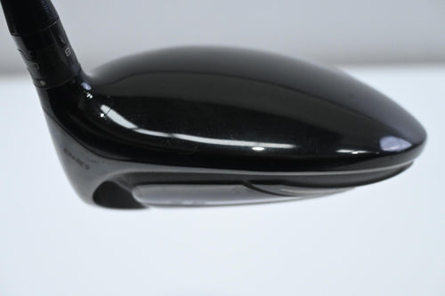 Titleist 915 D2 Driver / 9.5 Degree / Stiff Flex Diamana D+ 70 Shaft
