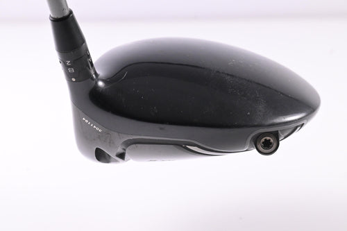 Titleist 917 D2 Driver / 10.5 Degree / Stiff Flex Aldila Rogue M.A.X 65 Shaft