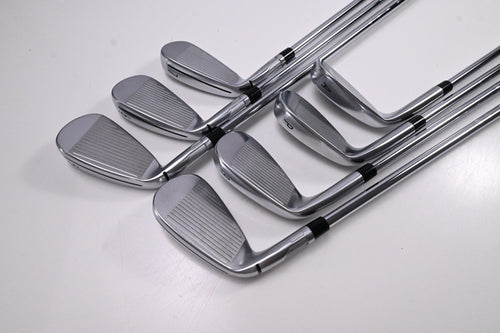 Taylormade Qi Max Irons / 5-PW+GW / Regular Flex KBS MAX MT 85 Shafts
