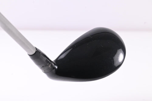 Titleist 915H #2 Hybrid / 18 Degree / Stiff Flex Diamana S+ Blue 70 Shaft