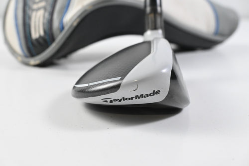 Taylormade SIM Max #3 Hybrid / 19 Degree / Stiff Flex Fujikura Ventus Blue 7 Shaft