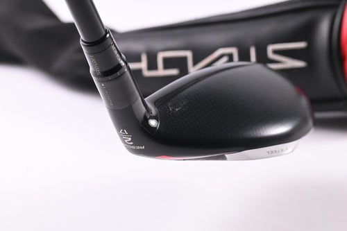 Taylormade Stealth Plus #2 Hybrid / 17 Degree / Regular Flex HZRDUS Smoke Red