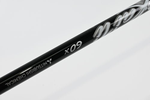 Wilson DYNAPWR 2025 LS Driver / 9 Degree / X-Flex Kai'li Whtie 60 Shaft