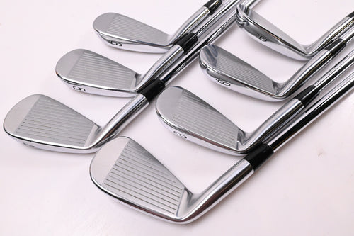 Mizuno Pro 221 Irons / 4-PW / Stiff Flex Dynamic Gold 105 S300 Shafts