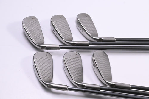 Ping G2 Irons / 3-8i / Black Dot / Regular Flex Ping TFC 100 Shafts