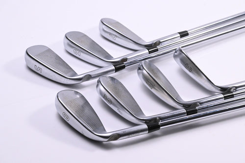 Ping G700 Irons / 5-PW+SW / Blue Dot / Regular Flex Ping AWT 2.0 Shafts