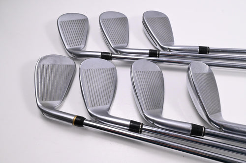 Taylormade Rocketbladez Irons / 4-PW / Regular Flex RocketFuel 85 Shafts