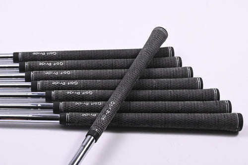 Taylormade P730 Irons / 3-PW / X-Flex Taylormade Steel Shafts