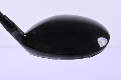 Titleist 910 D2 Driver / 9.5 Degree / Stiff Flex Diamana D+ 72 Shaft