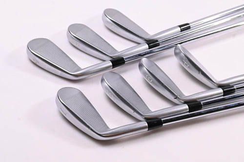 Mizuno JPX 900 Forged Irons / 4-PW / Regular Flex N.S.Pro Modus³ Tour 105