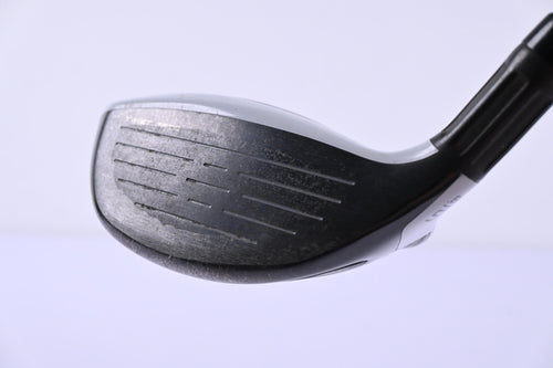 Taylormade SIM2 Max #5 Wood / 18 Degree / Stiff Flex Fujikura Ventus Blue 6