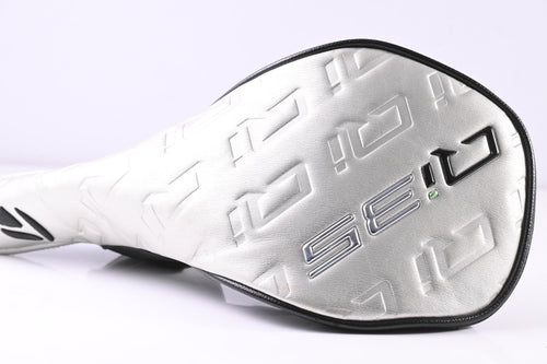 Taylormade Qi35 LS Driver / 9 Degree / Stiff Flex Kai'li Dark Waves White 60