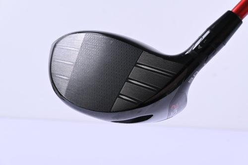 Titleist TSR2 Driver / 9 Degree / Stiff Flex Fujikura Ventus TR Red VeloCore 6