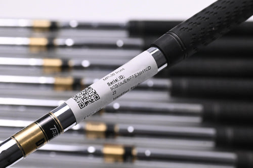 Mizuno MP-30 Irons / 2-PW / Stiff Flex Dynamic Gold S300 Shafts